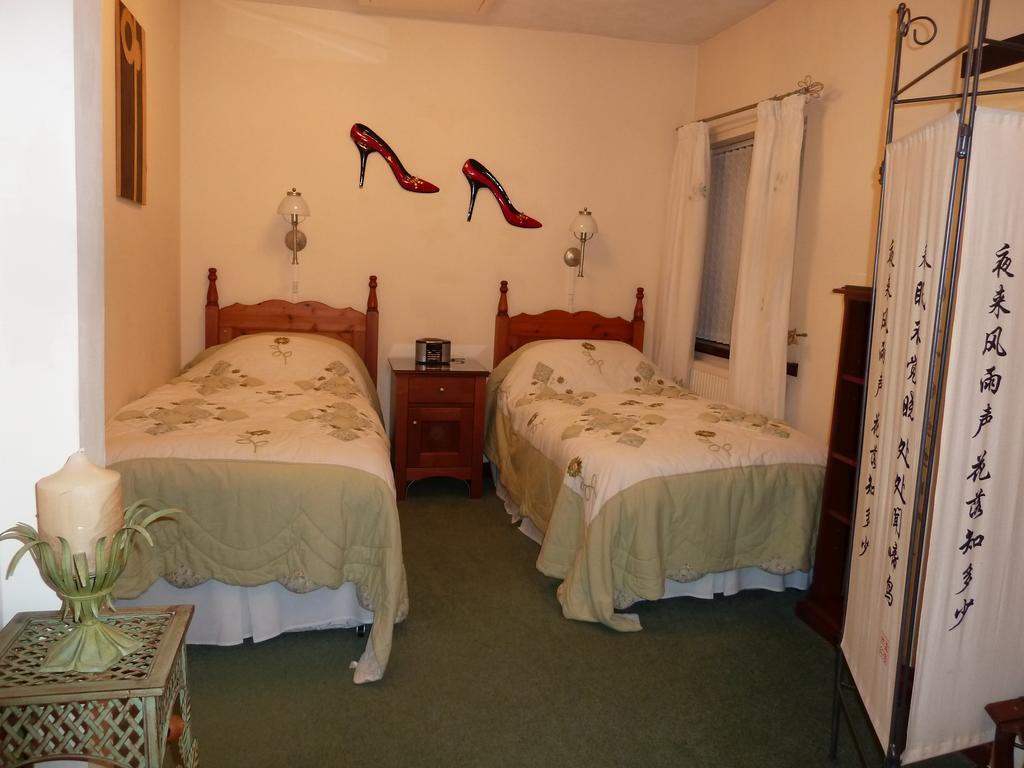 Smithy Lodge Guest House Leyland Eksteriør bilde